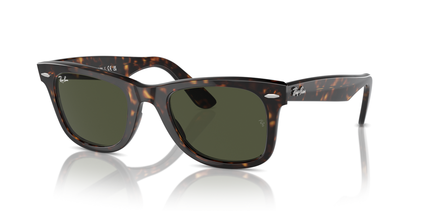 Ray-Ban Original Wayfarer RB2140 Sunglasses angle view - Colour: Tortoise / G-15 Green