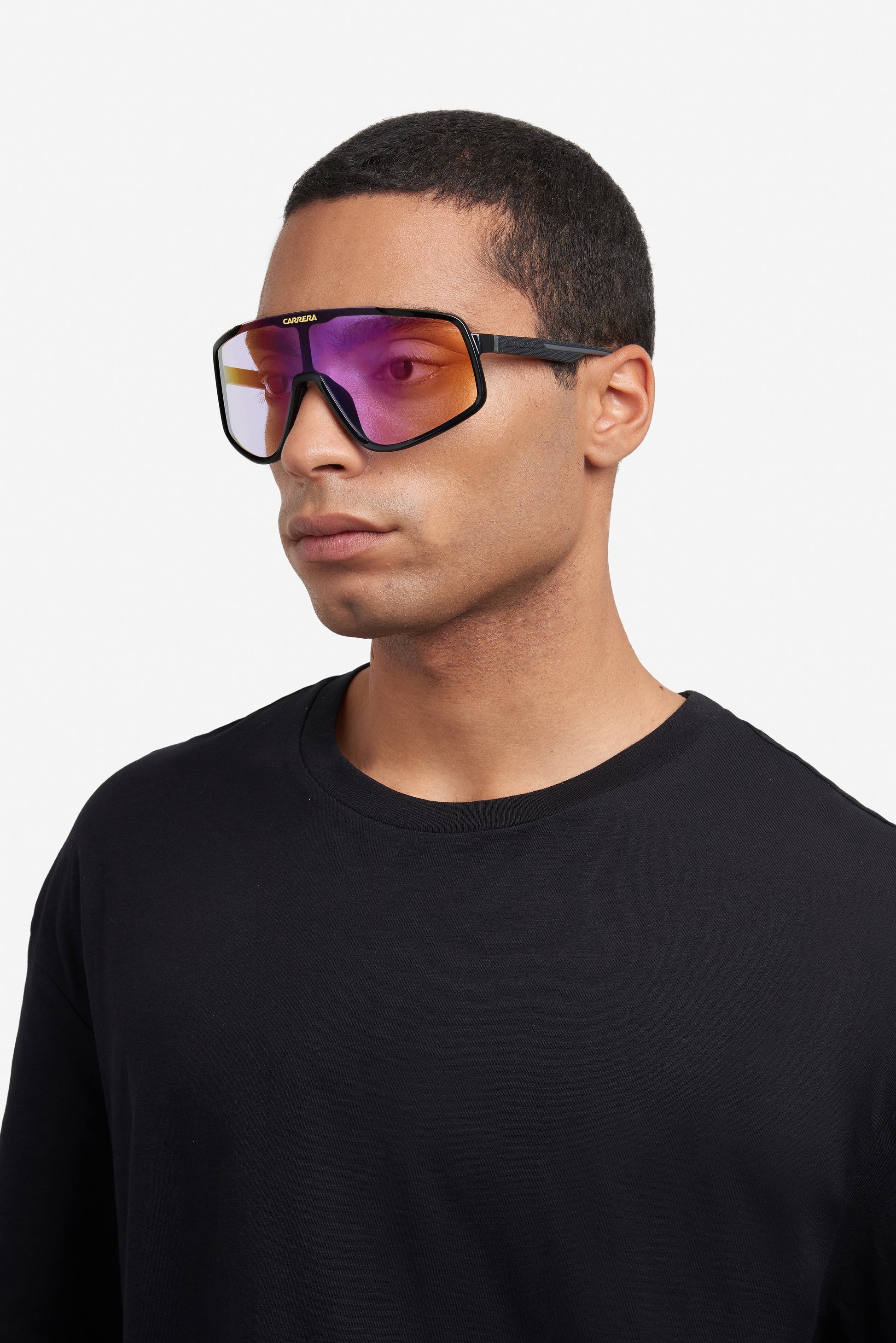 Carrera 4017/S sunglasses - worn three-quarter view - Colour: Coachella