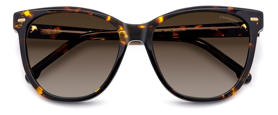 Carrera 3043/S sunglasses - lifestyle image - Colour: Havana