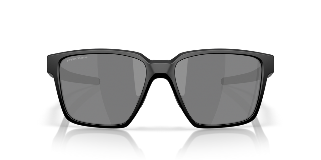 Oakley Actuator SQ Sunglasses front view - Colour: Matte Black / Prizm Black