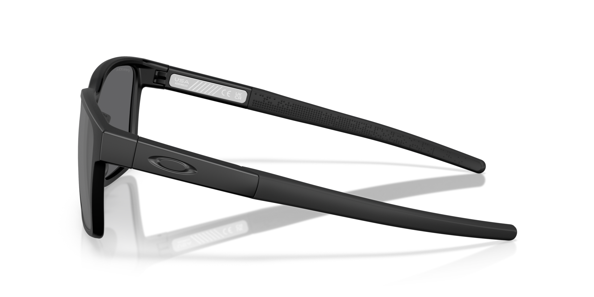 Oakley Actuator SQ Sunglasses side view - Colour: Matte Black / Prizm Black
