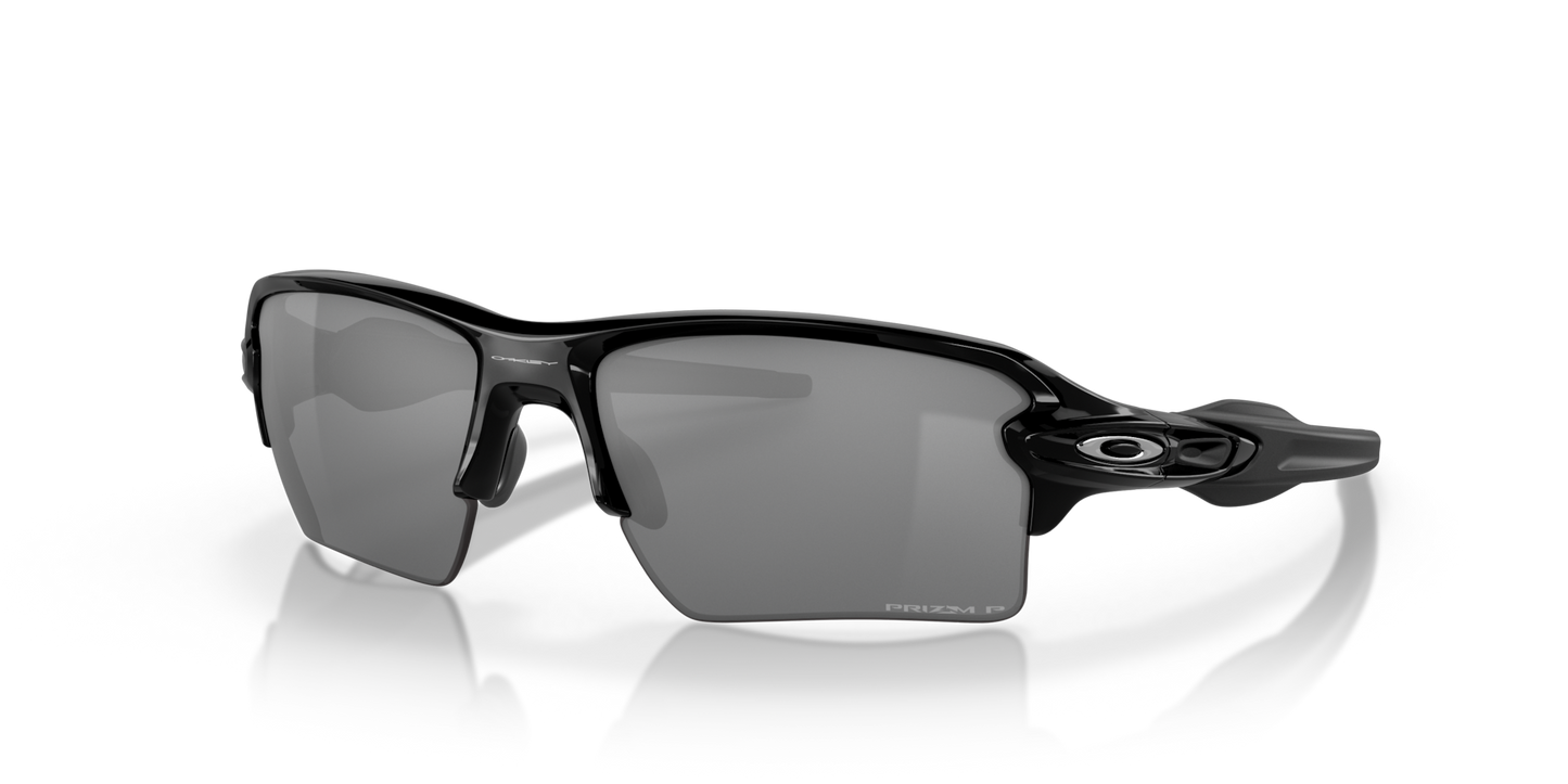 Oakley Flak 2.0 XL Sunglasses angle view - Colour: Polished Black / Prizm Black Polarised