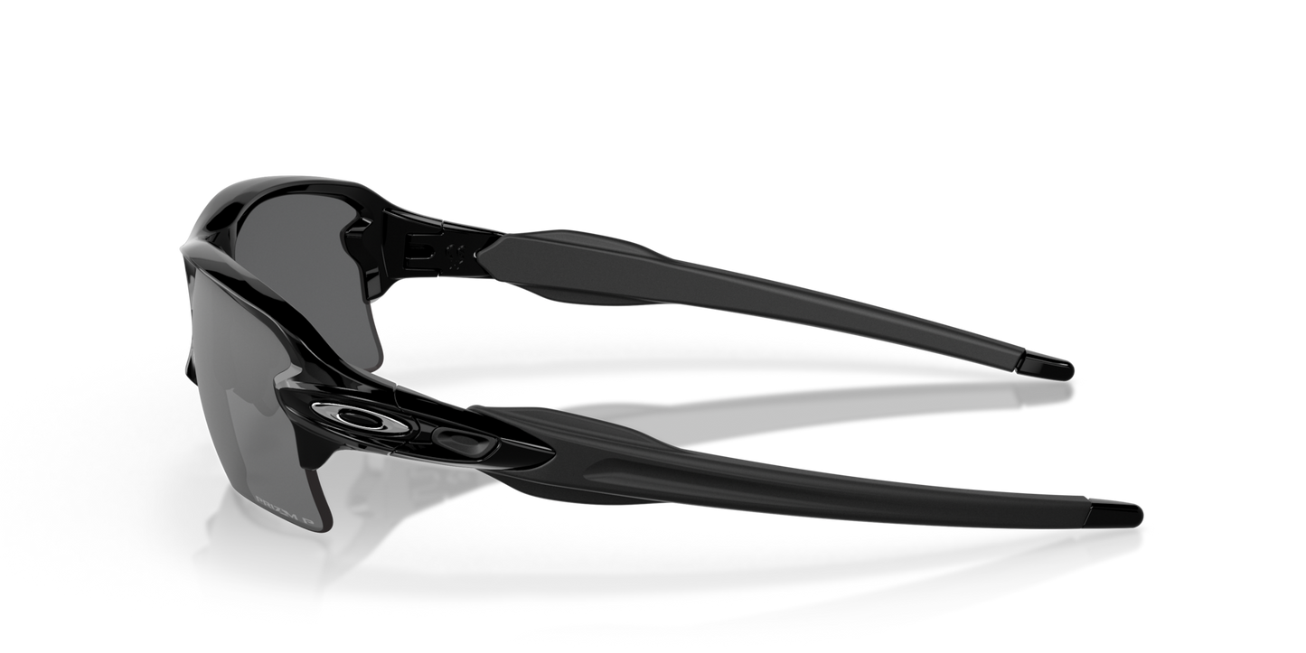 Oakley Flak 2.0 XL Sunglasses side view - Colour: Polished Black / Prizm Black Polarised