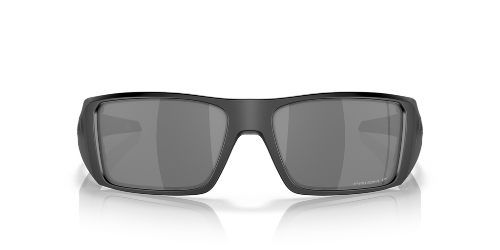 Oakley Heliostat Sunglasses front view - Colour: Matte Black / Prizm Black Polarised