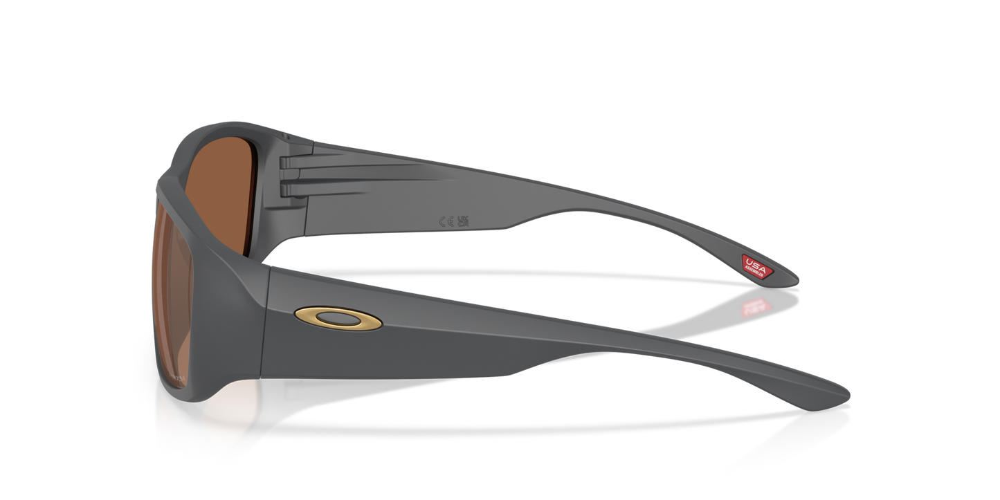 Oakley Tourniquet Sunglasses side view - Colour: Matte Carbon / Prizm Tungsten