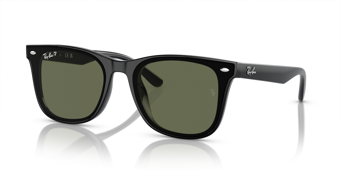 Ray-Ban RB4420 Sunglasses angle view - Colour: Polished Black / Dark Green Polarised