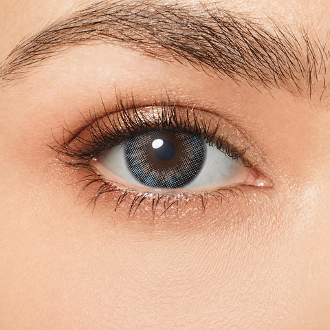 FreshGo Spanish Real Sky coloured contact lens worn on eye